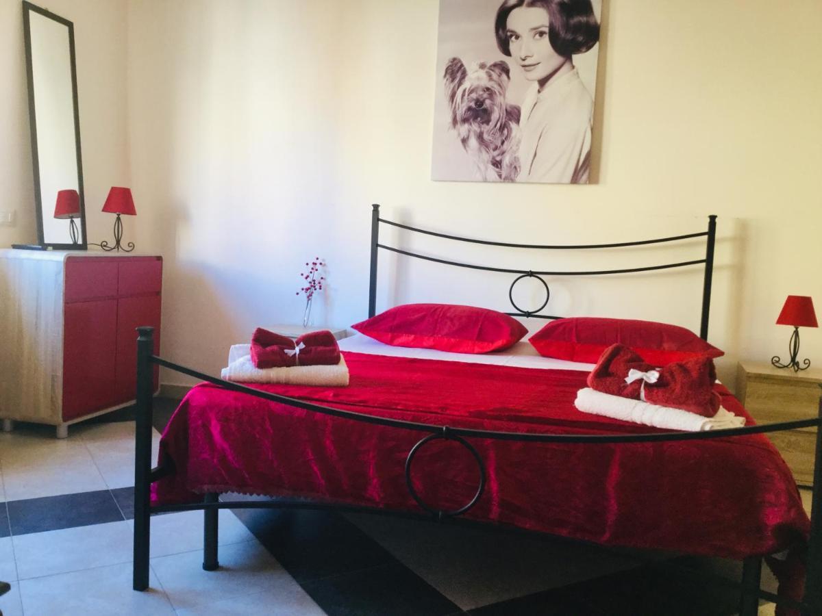 B & B Jasmine 산타 테레사 디 리바 외부 사진