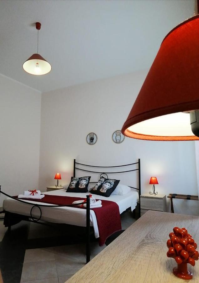 B & B Jasmine 산타 테레사 디 리바 외부 사진